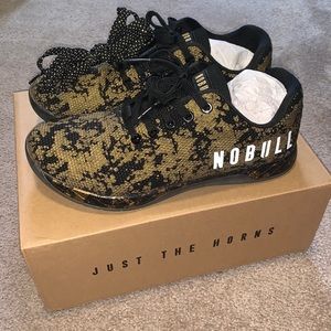 BRAND NEW NoBull Black and Gold Trainers